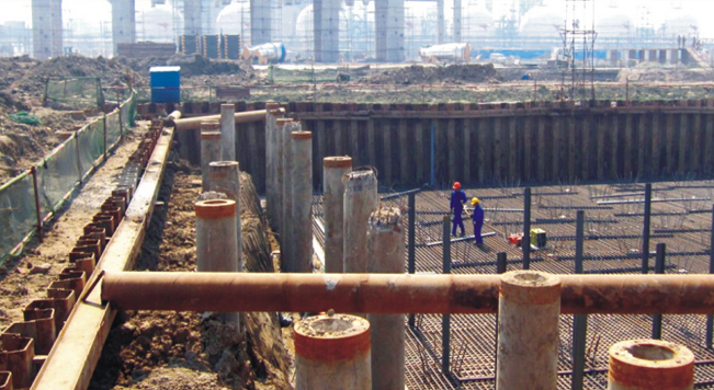 钢板桩应用于天津辽渤石化工程